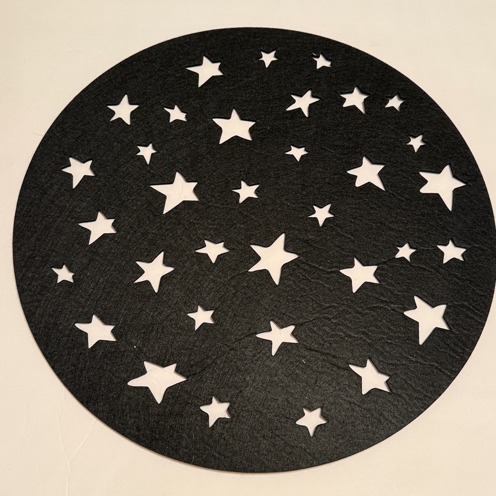 Black Star Pattern Round Placemat
